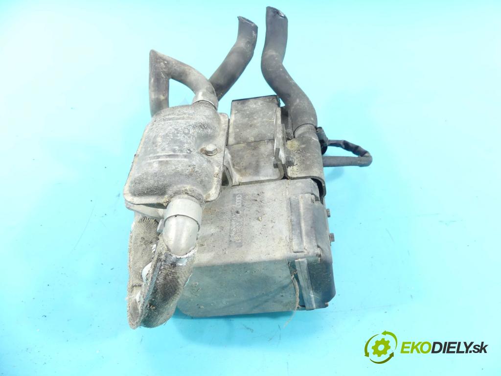 Audi A8 D2 1994-2002 4.2 V8 299KM automatic 220 kW 4172 cm3 4- Webasto 4D0265081 (Webasto ohřívače)