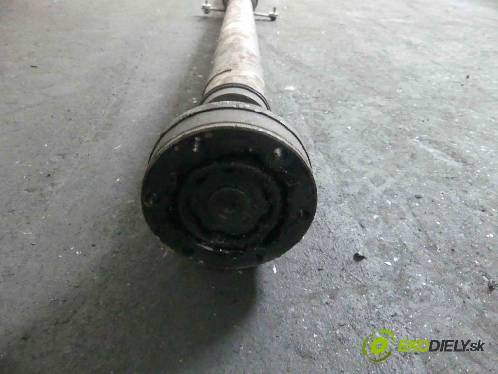 Audi A8 D2 1994-2002 4.2 V8 299KM automatic 220 kW 4172 cm3 4- Hřídel: 4D0521101 (Kardaňové hriadele)