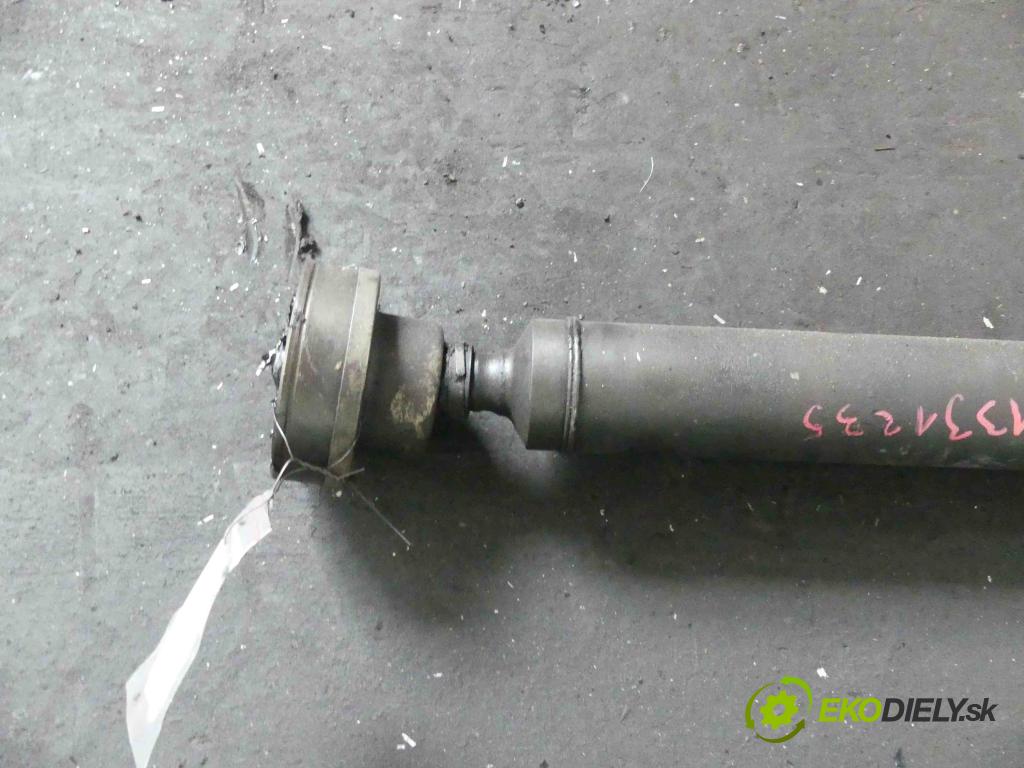 Audi A8 D2 1994-2002 4.2 V8 299KM automatic 220 kW 4172 cm3 4- Hřídel: 4D0521101 (Kardaňové hriadele)