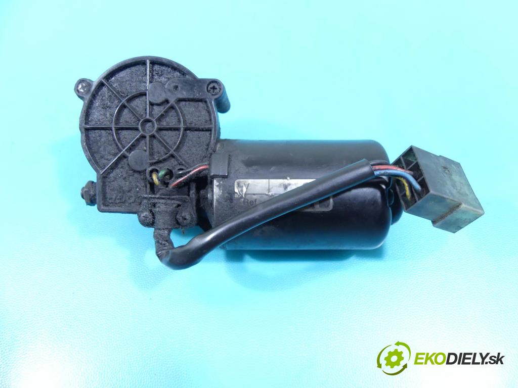 Ligier Ambra 0.5d automatic 4 kW 505 cm3 3- motor stieračov predné