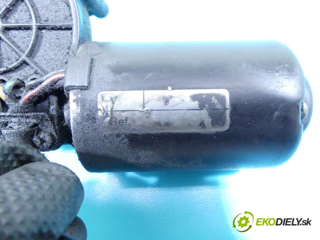 Ligier Ambra 0.5d automatic 4 kW 505 cm3 3- motor stieračov predné