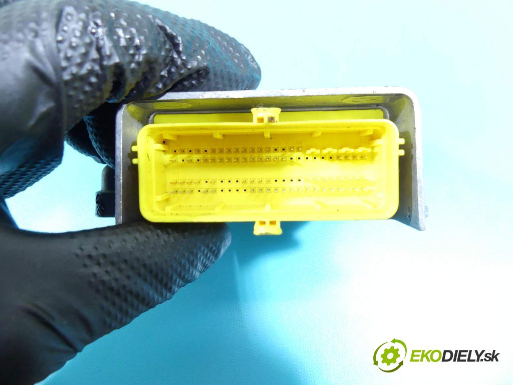 Vw Passat B7 2010-2014 2.0 tdi 140 HP manual 103 kW 1968 cm3 5- modul riadiaca jednotka 5N0959655Q (Ostatné)