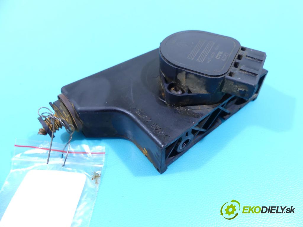 Renault Scenic I 1996-2003 1.9 dci 102 HP manual 75 kW 1870 cm3 5- pedále 8200139460 (Pedále)