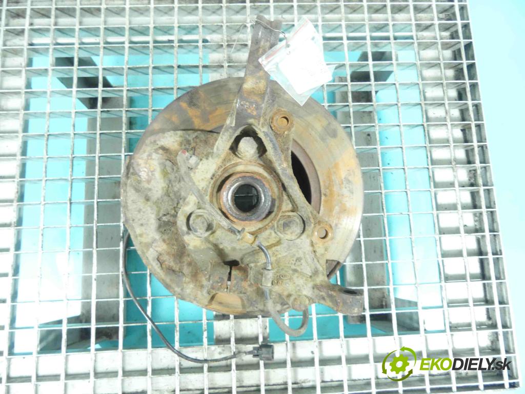 Kia Carnival II 2005-2014 2.9 crdi 185 HP manual 136 kW 2902 cm3 5- náboj pravé  (Náboje)