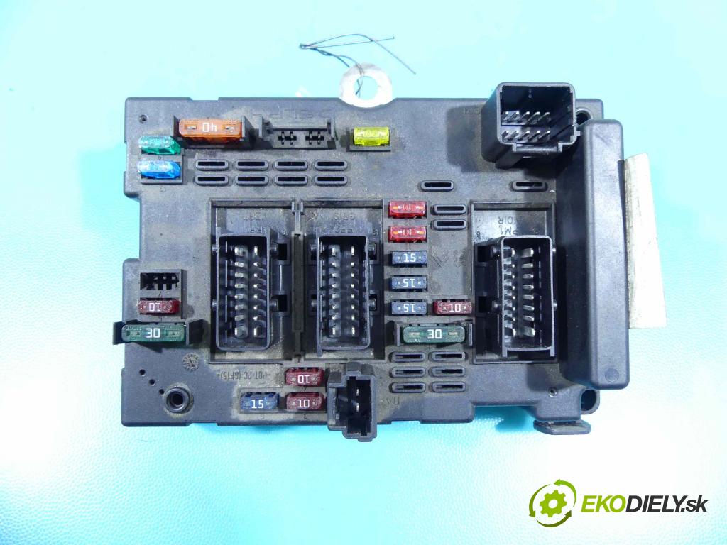 Peugeot 307 1.4 16v 88 HP manual 65 kW 1360 cm3 5- modul riadiaca jednotka 9650664080 (Ostatné)