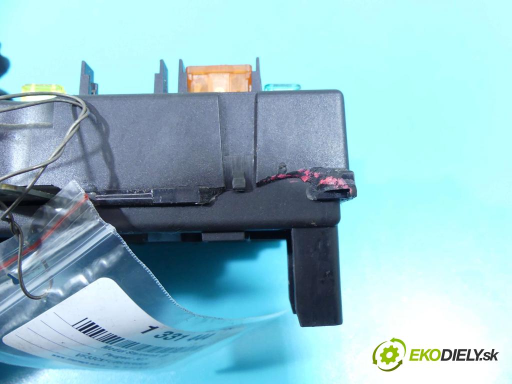 Peugeot 307 1.4 16v 88 HP manual 65 kW 1360 cm3 5- modul riadiaca jednotka 9650664080 (Ostatné)