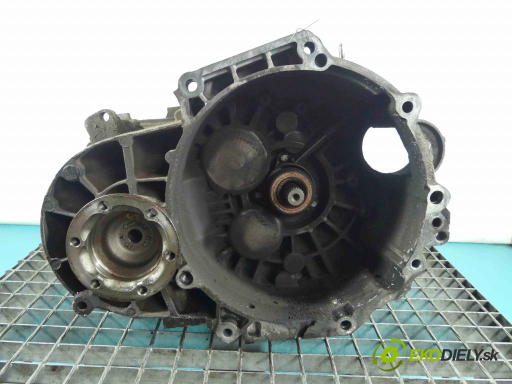 Vw Passat B7 2010-2014 2.0 tdi 140 HP manual 103 kW 1968 cm3 5- prevodovka stupeň,rýchlosť manual LNZ