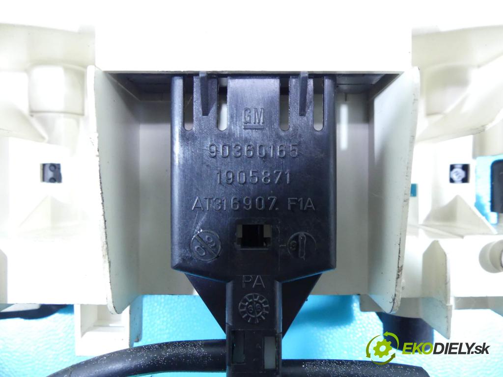 Opel Astra I 1991-2002 1.6 75 HP manual 55 kW 1598 cm3 5- panel kúrenia 90360165