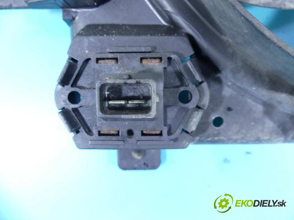Ford Mondeo Mk3 2000-2007 1.8 16v 125 HP manual 92 kW 1798 cm3 4- Ventilátor chladiča 95BB-8C607