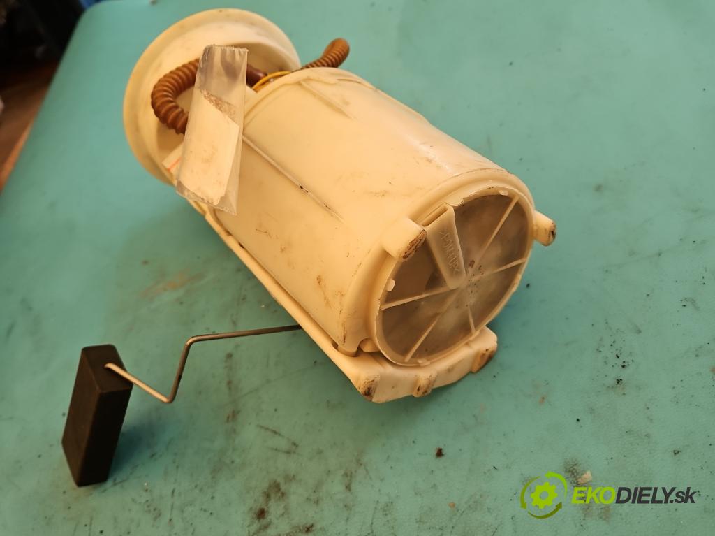 Vw Bora 1.6 16v 105 hp manual 77 kW 1598 cm3 4- čerpadlo paliva 1J0919051H
