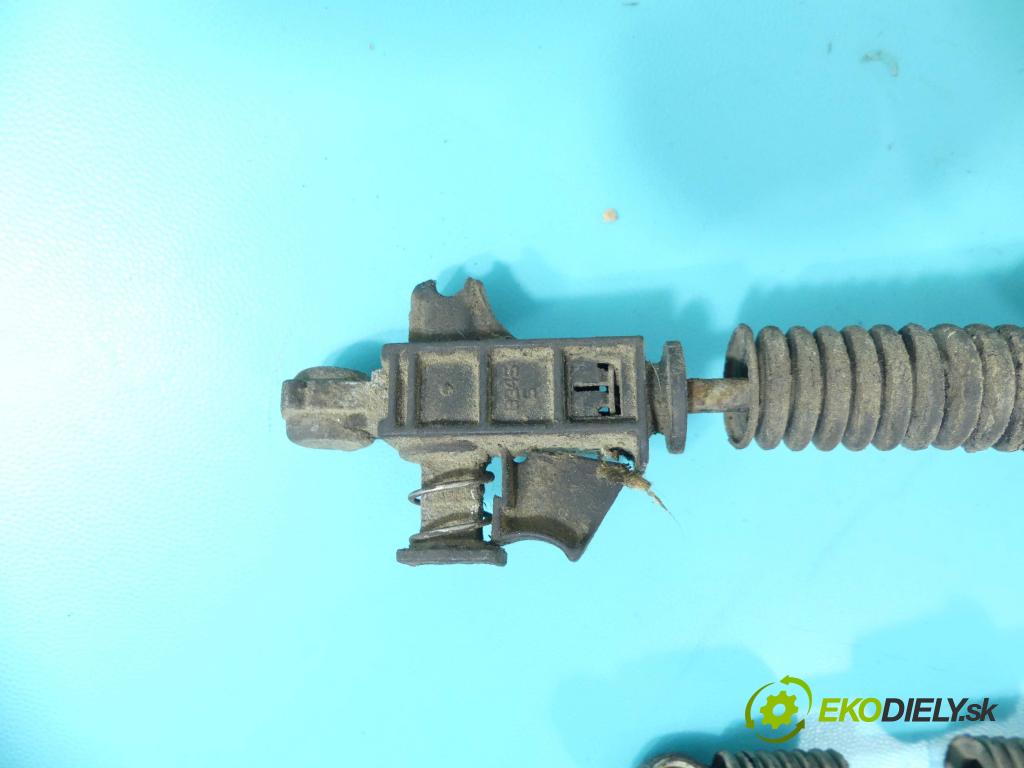 Fiat Stilo 1.4 16v 95 HP manual 70 kW 1368 cm3 5- Páka: Změny: stupeň,rýchlosť (Rýchlostné páky / kulisy)