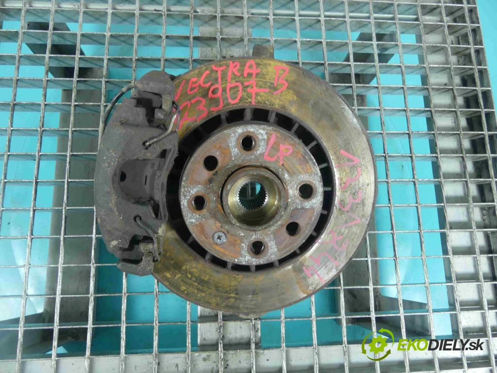 Opel Vectra B 1995-2002 2.0 dtl 82 HP manual 60 kW 1994 cm3 4- náboj ľavé  (Náboje)