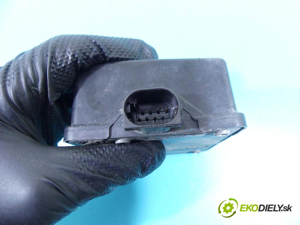 Bmw 5 F10 2010-2017 2.0 N47T 184hp automatic 135 kW 1995 cm3 4- modul riadiaca jednotka 6799136 (Ostatné)