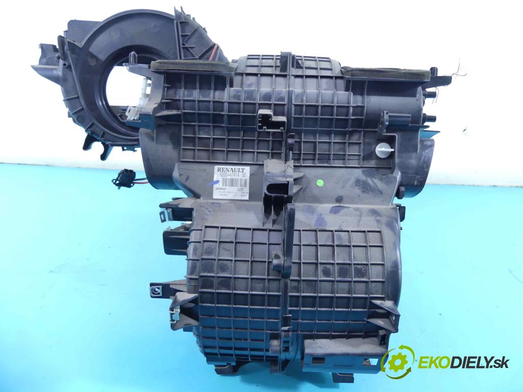 Renault Kangoo II 2008- 1.5 dci 86 hp manual 63 kW 1461 cm3 5- radiátor 8200447414 (Radiátory topení)