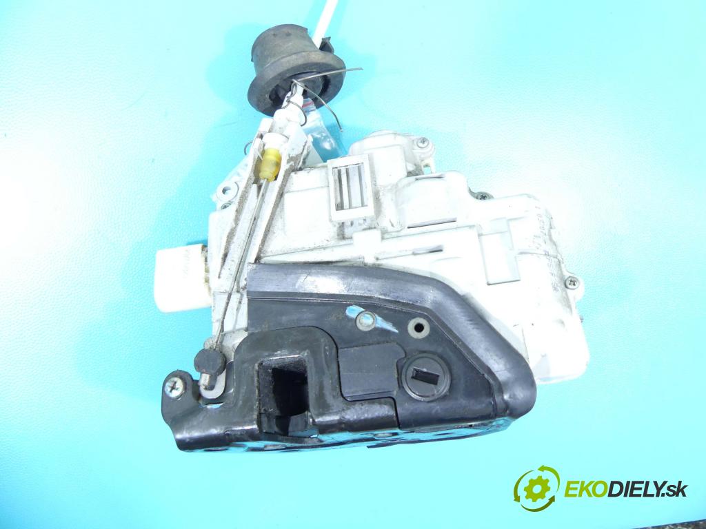 Audi A4 B7 2004-2008 1.8 T 163 hp manual 120 kW 1781 cm3 5- zámek zadní pravý 8E0839016AA