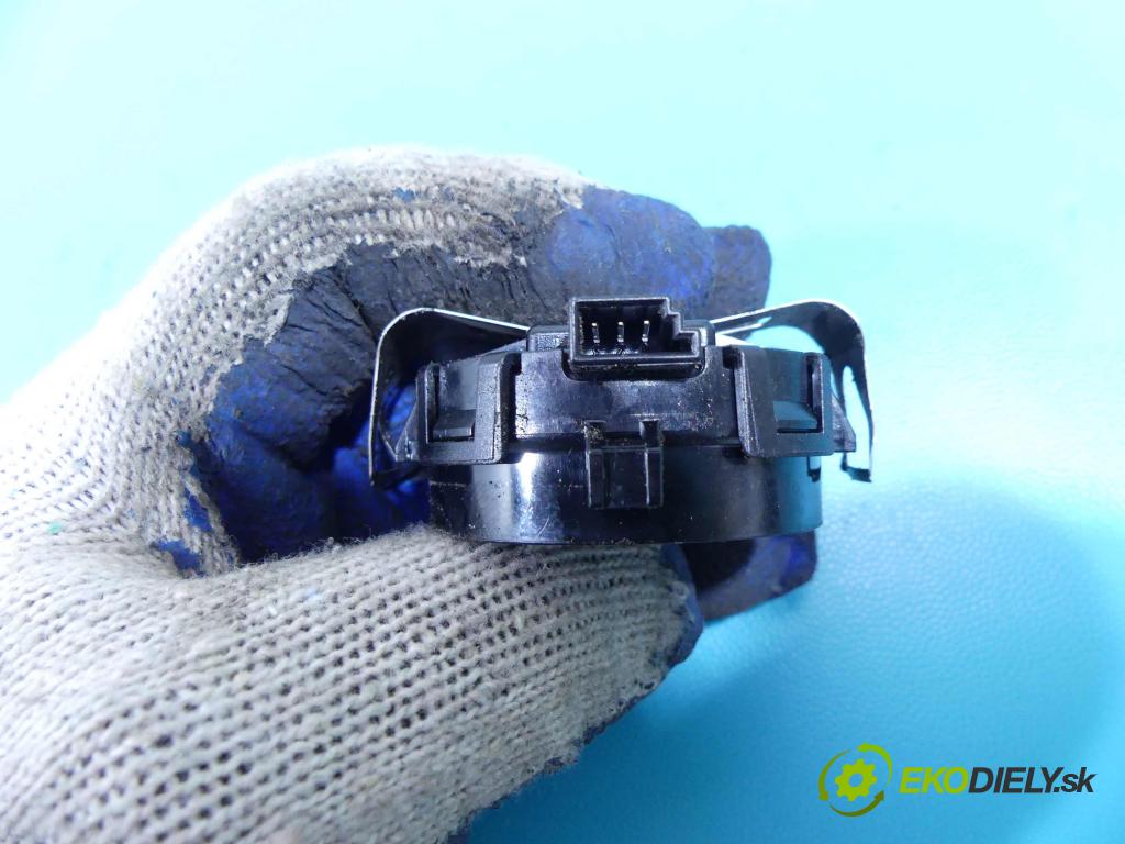 Renault Koleos I 2008-2016 2.0 DCI 173KM manual 127 kW 1995 cm3 5- snímač déšť: 28536-JY00A (Snímače dažďa)