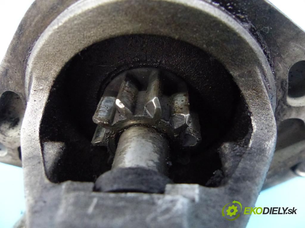 Fiat Punto Grande 1.4 77 HP manual 57 kW 1368 cm3 5- štartér  (Štartéry)