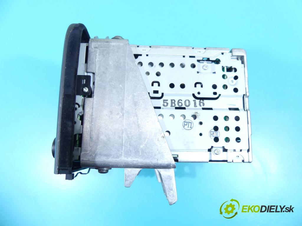 Volvo S80 I 1998-2006 2.4 D5 163 HP automatic 120 kW 2401 cm3 4- Radio originál 30737704