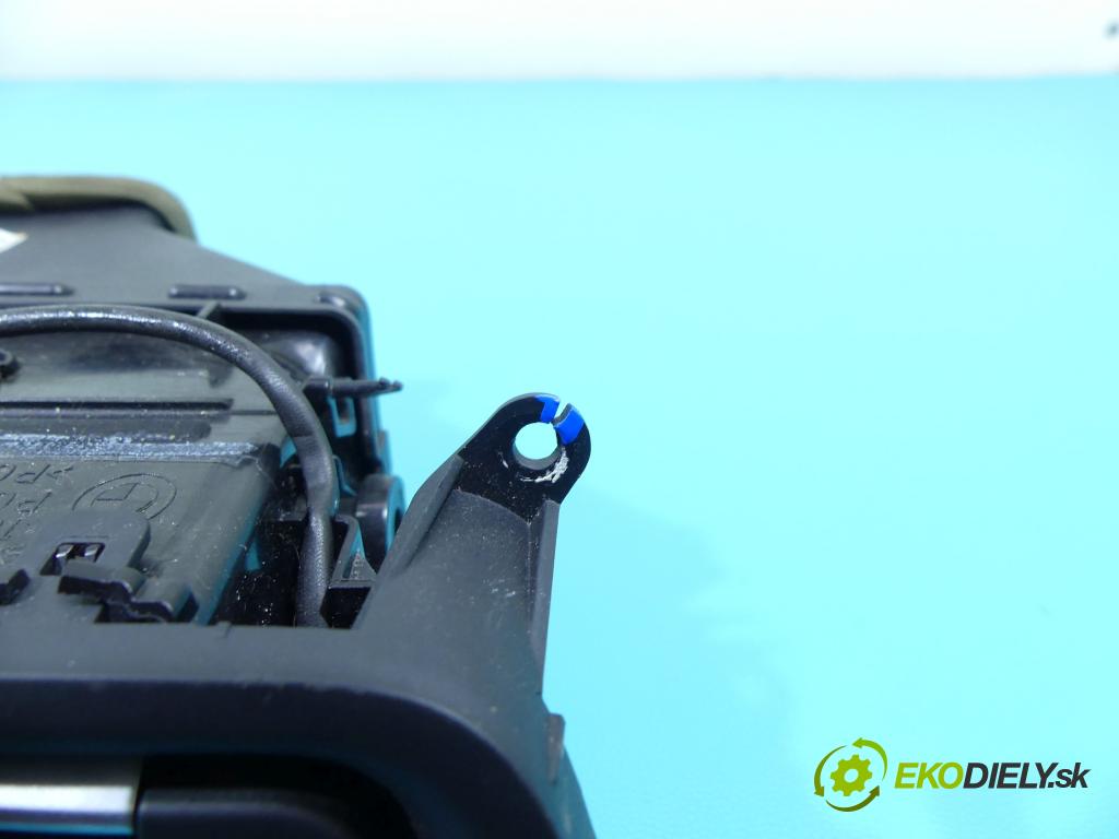 Bmw 5 F10 2010-2017 2.0 184hp automatic 135 kW 1995 cm3 4- Mřížka: kúrenia stredová 16828110 (Mriežky kúrenia (fukáre))