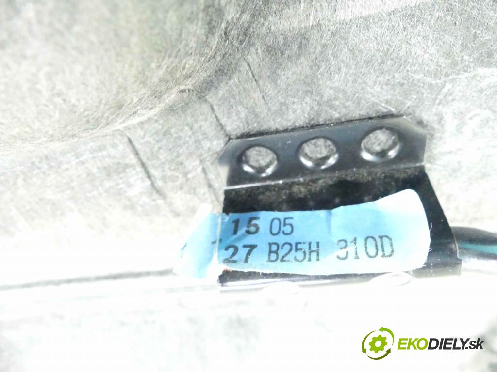 Mazda 323f 1.6 16v 98 HP manual 72 kW 1598 cm3 5- zadná  (Pláta zadné)