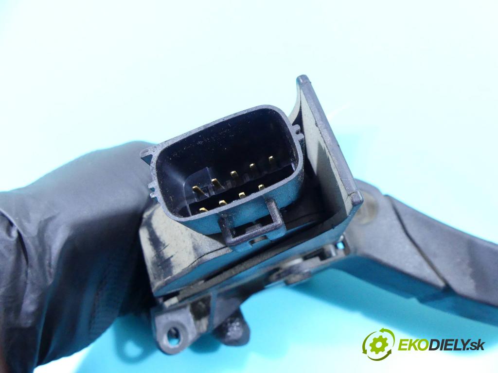 Ford Focus Mk1 1998-2004 1.8 tddi 90 HP manual 66 kW 1753 cm3 5- pedále 98AB9F836AE (Pedále)