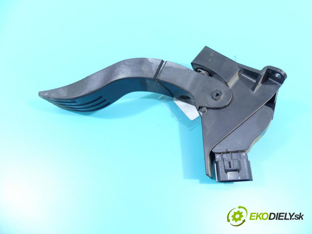 Ford Focus Mk1 1998-2004 1.8 tddi 90 HP manual 66 kW 1753 cm3 5- pedále 98AB9F836AE (Pedále)