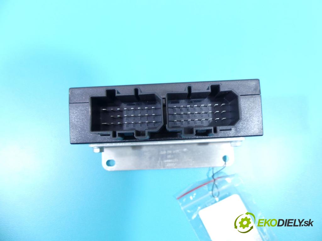 Audi A8 D2 1994-2002 2.8 V6 193 HP automatic 142 kW 2771 cm3 4- modul riadiaca jednotka 4D0919283 (Ostatné)