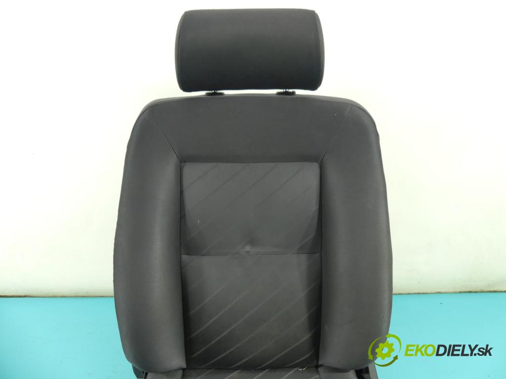 Audi A8 D2 1994-2002 2.8 V6 193 HP automatic 142 kW 2771 cm3 4- Sedačka ľavý  (Sedačky, sedadlá)