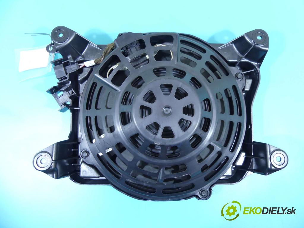 Audi A6 C7 2011-2018 2.0 TFSI 211KM automatic 155 kW 1984 cm3 4- Subwoofer: 4G5035709 (Audio zariadenia)