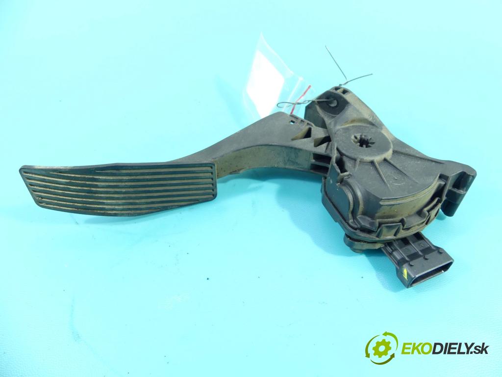 Chevrolet Cruze 2.0 VCDi: 150 HP manual 110 kW 1991 cm3 4- pedále 6PV009765-07 (Pedále)