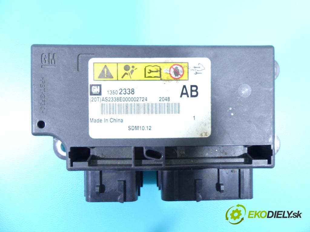 Chevrolet Cruze 2.0 VCDi: 150 HP manual 110 kW 1991 cm3 4- modul riadiaca jednotka 13502338 (Ostatné)