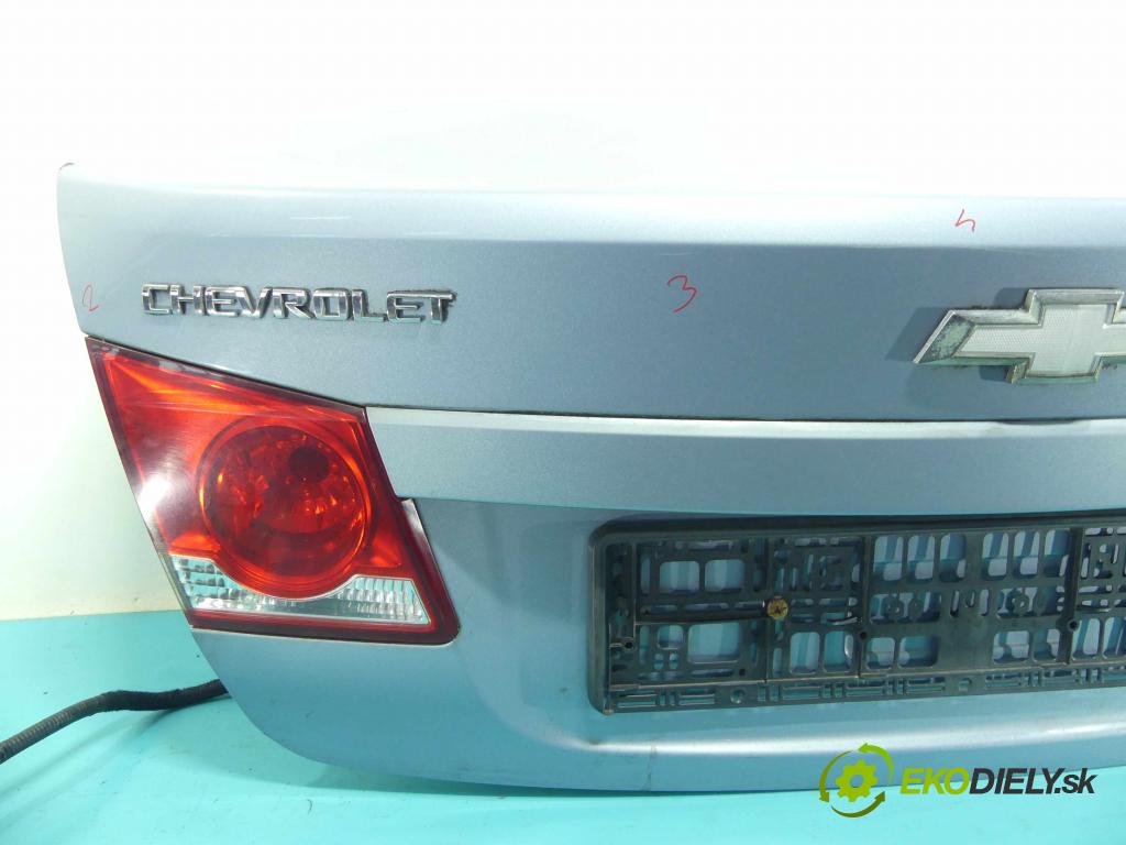 Chevrolet Cruze 2.0 VCDi 150 hp manual 110 kW 1991 cm3 4- zadní kufrové dveře  (Zadní kapoty)
