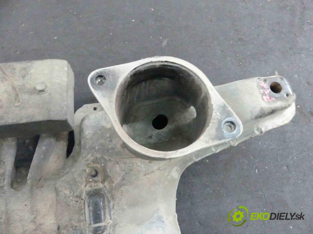Seat Ibiza II 6K 1993-2002 1.9 tdi 110 hp manual 81 kW 1896 cm3 5- výztuha motoru