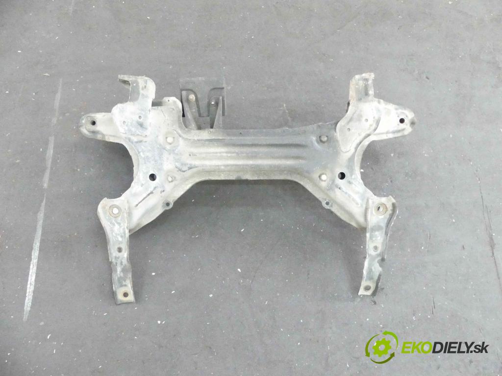 Seat Ibiza II 6K 1993-2002 1.9 tdi 110 hp manual 81 kW 1896 cm3 5- výztuha motoru