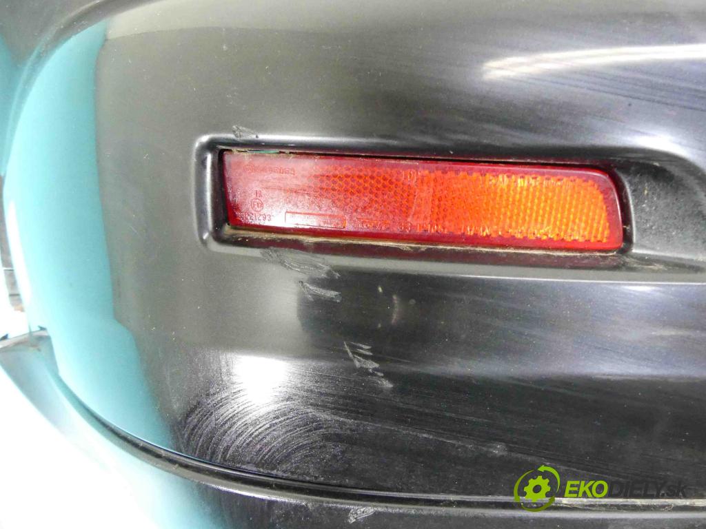Nissan Juke I 2010-2019 1.6 16V 117 hp manual 86 kW 1598 cm3 5- nárazník zadní  (Ostatné)