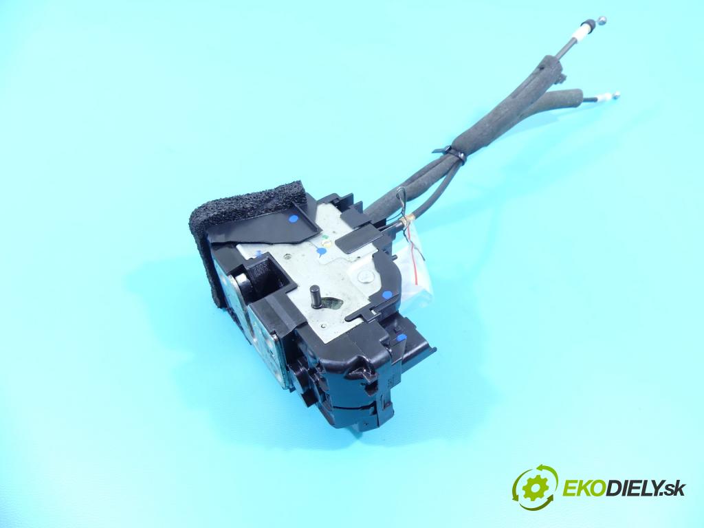 Nissan Juke I 2010-2019 1.6 16V 117 hp manual 86 kW 1598 cm3 5- zámek zadní levý 