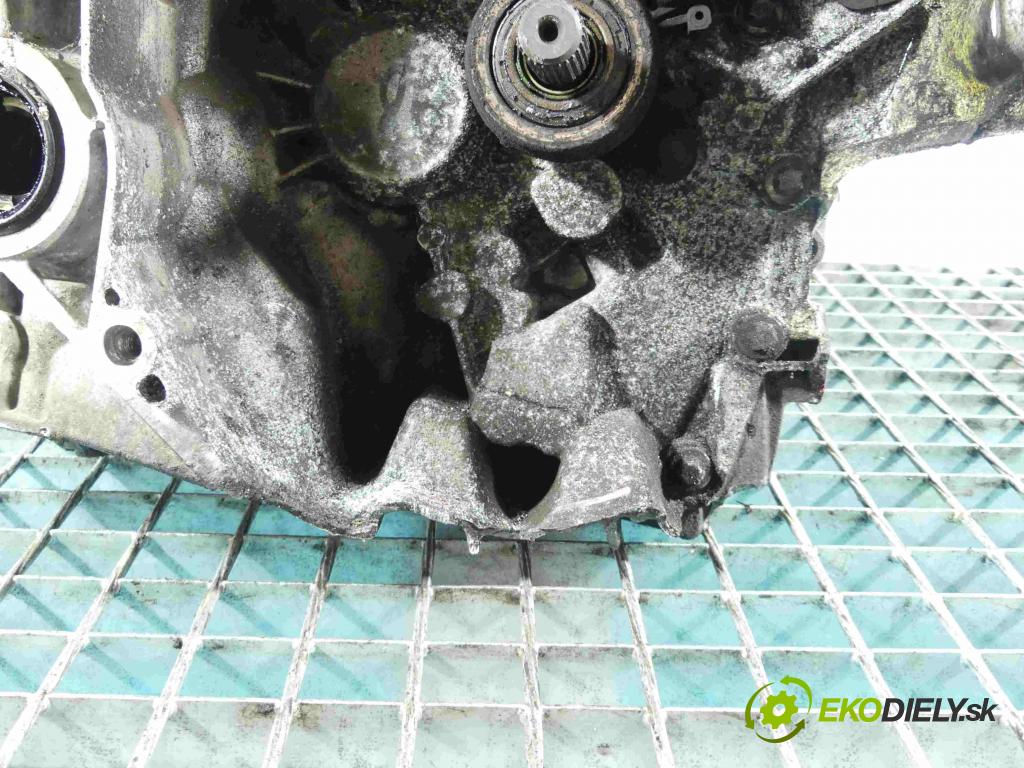 Nissan Juke I 2010-2019 1.6 16V 117 HP manual 86 kW 1598 cm3 5- prevodovka stupeň,rýchlosť manual JR5339