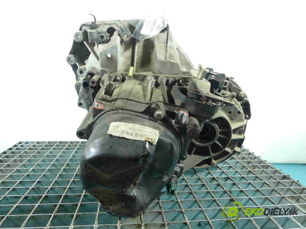 Nissan Juke I 2010-2019 1.6 16V 117 HP manual 86 kW 1598 cm3 5- prevodovka stupeň,rýchlosť manual JR5339
