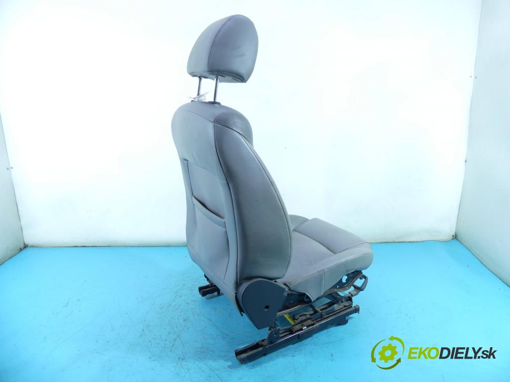 Chevrolet Cruze 2.0 VCDi: 150 HP manual 110 kW 1991 cm3 4- Sedačka ľavý  (Sedačky, sedadlá)