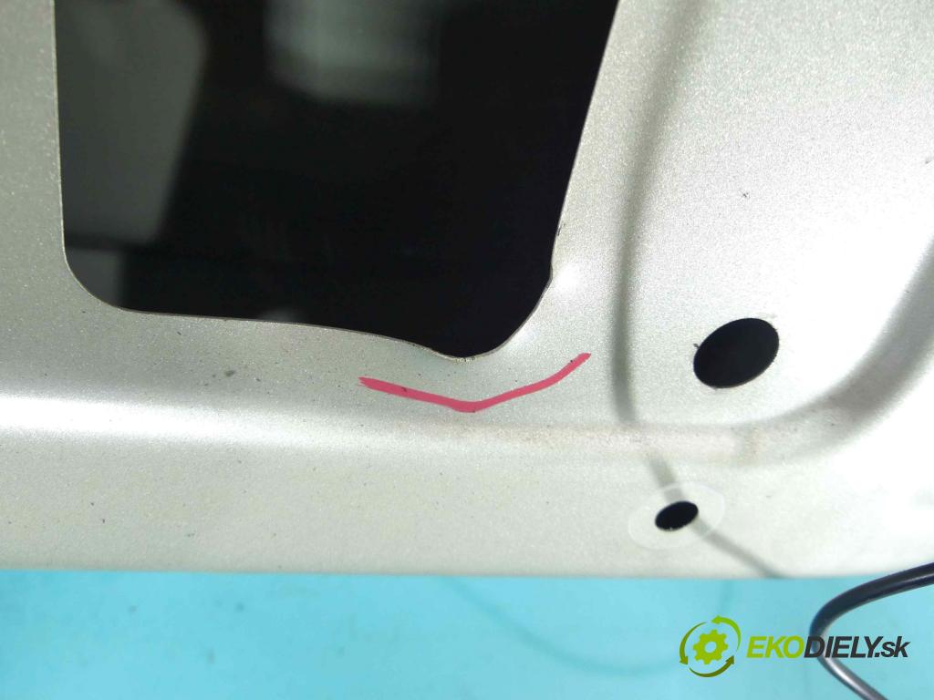 Mitsubishi Outlander II 2006-2013 2.2 DI-D 156 hp manual 115 kW 2179 cm3 5- zadní kufrové dveře  (Zadní kapoty)