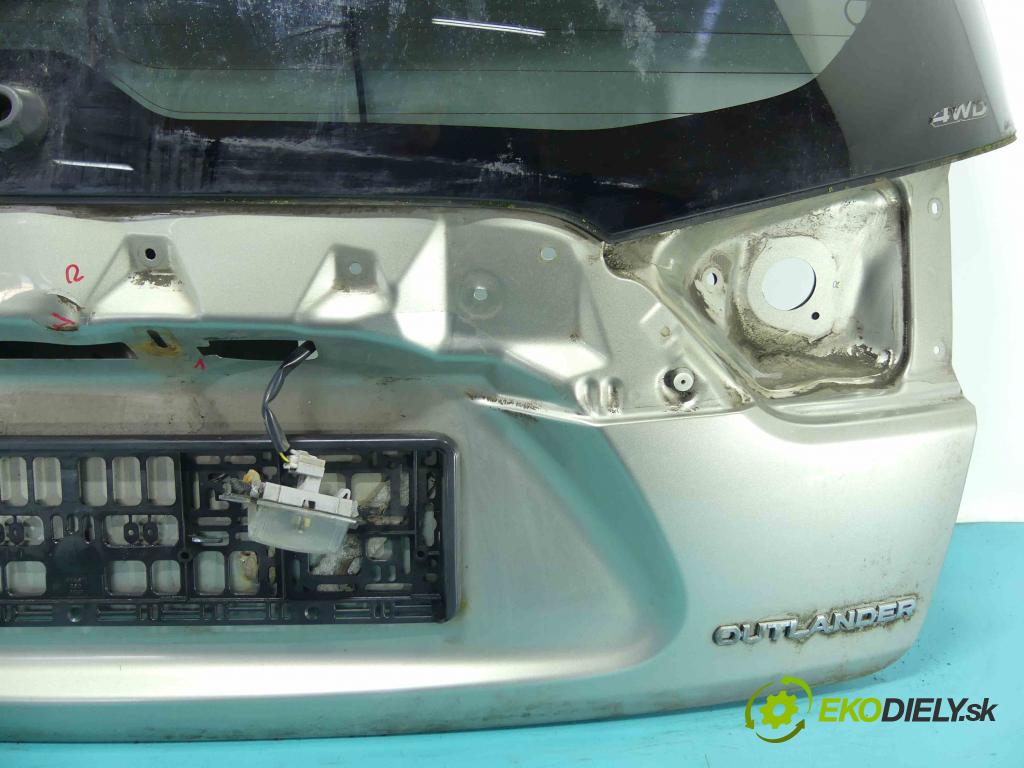 Mitsubishi Outlander II 2006-2013 2.2 DI-D 156 hp manual 115 kW 2179 cm3 5- zadní kufrové dveře  (Zadní kapoty)