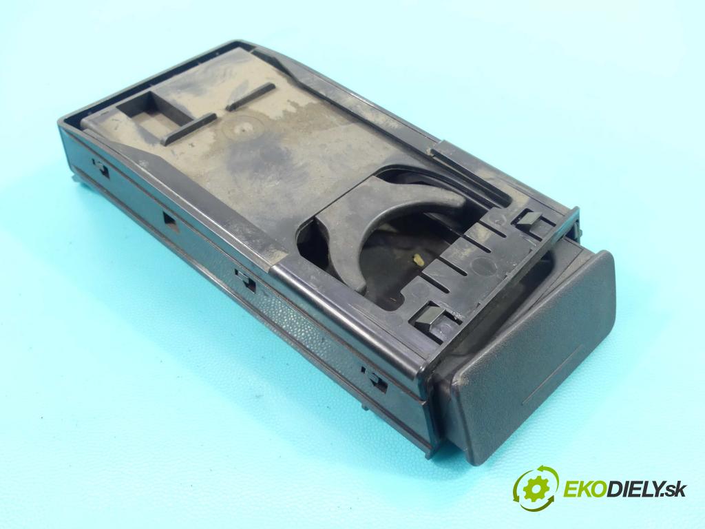 Mitsubishi Outlander II 2006-2013 2.2 DI-D 156 HP manual 115 kW 2179 cm3 5- Rukojeť: na nápoje: GN621-04480 (Úchyty, držiaky na nápoje)