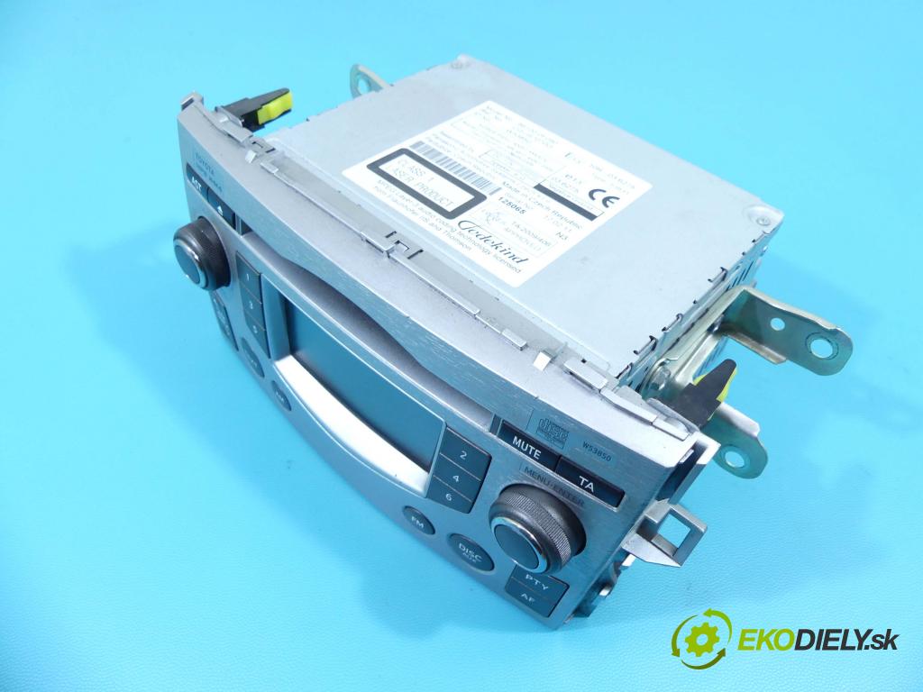 Toyota Verso 2009-2018 2.0 D4D 126 HP manual 93 kW 1998 cm3 5- Radio originál 86120-0F090