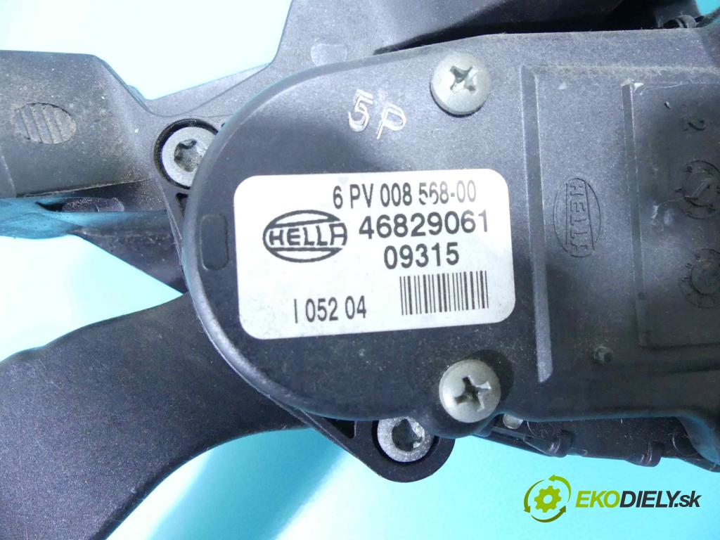 Fiat Punto II 1999-2010 1,3.0 jtd 69KM manual 51 kW 1248 cm3 5- pedále 6PV008568-00 (Pedále)