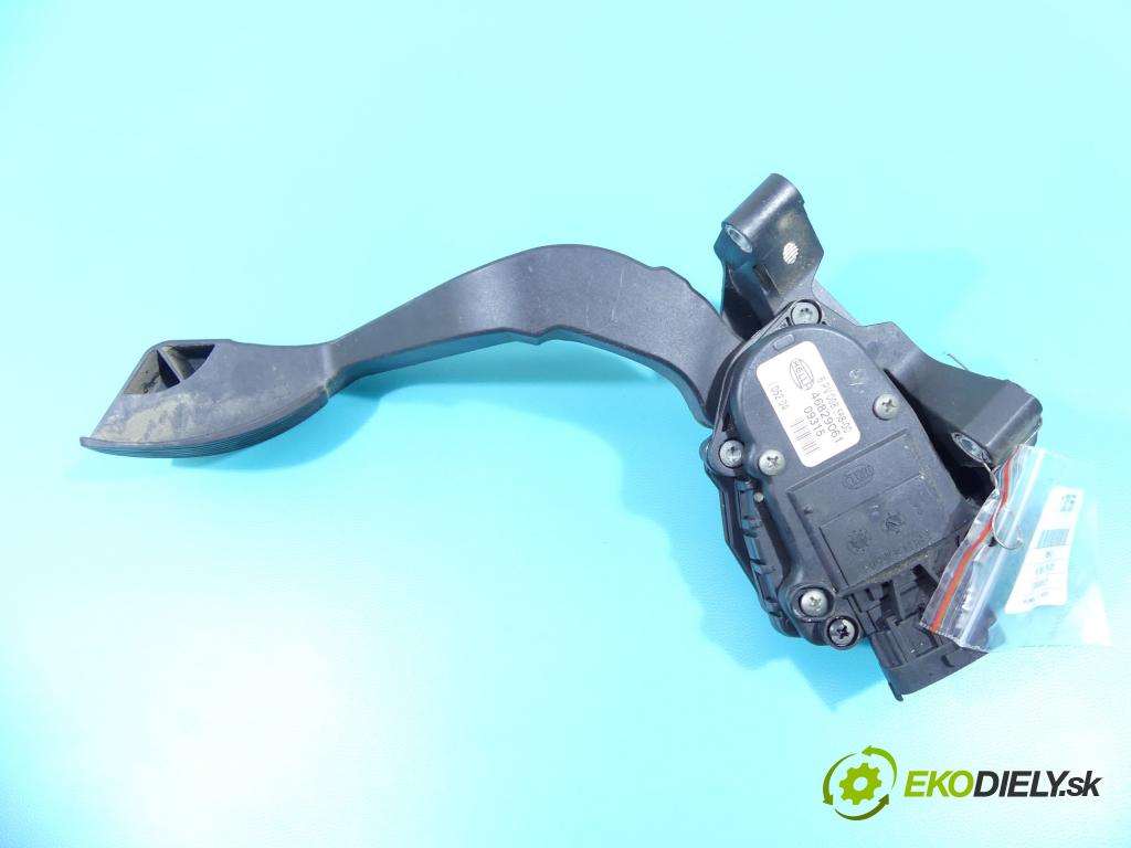 Fiat Punto II 1999-2010 1,3.0 jtd 69KM manual 51 kW 1248 cm3 5- pedále 6PV008568-00 (Pedále)