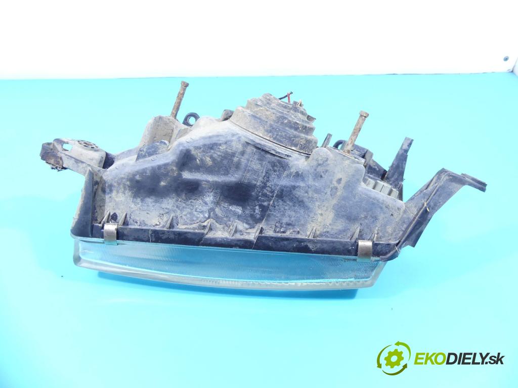 Subaru Legacy II 1993-1999 2.0 boxer 116 HP manual 85 kW 1994 cm3 5- Reflektor: pravý  (Pravé)