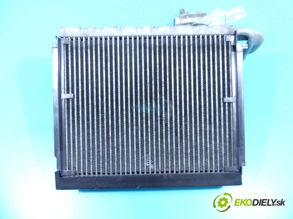 Mercedes Sprinter II 906 2006-  2.1 cdi 163 hp automatic 120 kW 2143 cm3 5- radiátor V0901002 (Radiátory topení)