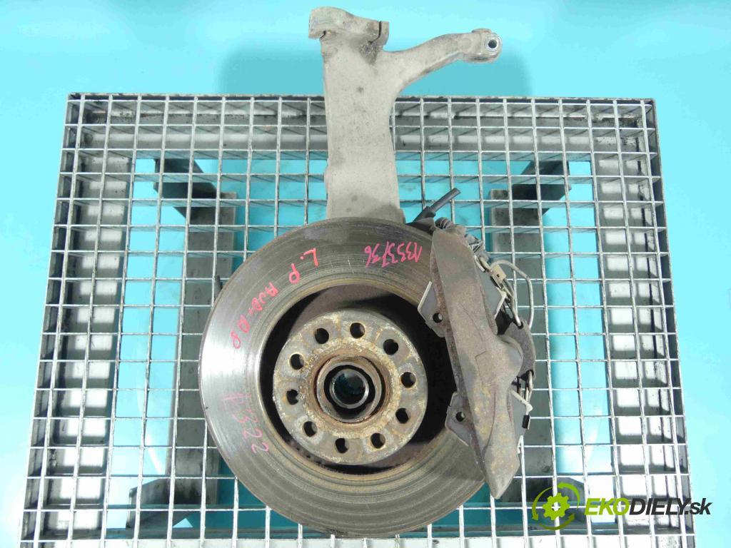 Audi A8 D2 1994-2002 2.8 V6 193 HP automatic 142 kW 2771 cm3 4- náboj ľavé 4D0407257M (Náboje)