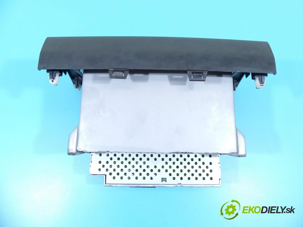 Suzuki Swift Mk6 2005-2010 1.3 16v 90 HP manual 66 kW 1328 cm3 5- Radio originál 39101-62J0