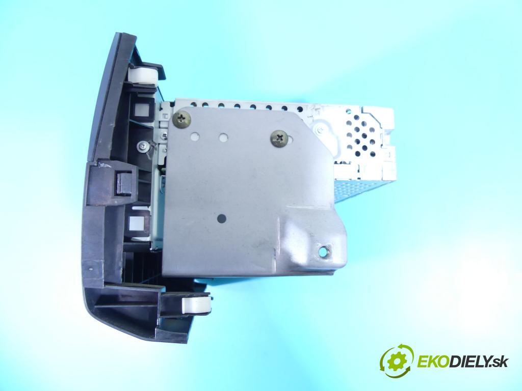 Suzuki Swift Mk6 2005-2010 1.3 16v 90 HP manual 66 kW 1328 cm3 5- Radio originál 39101-62J0